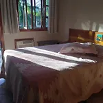 Aluguel poucos metros da praia, paraíso dos pataxos