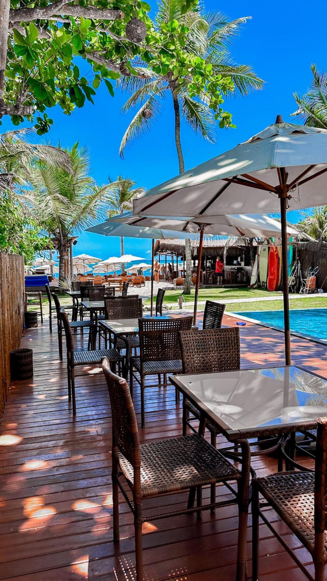 Zena - Frente Ao Mar - Pe Na Areia Inn 2*