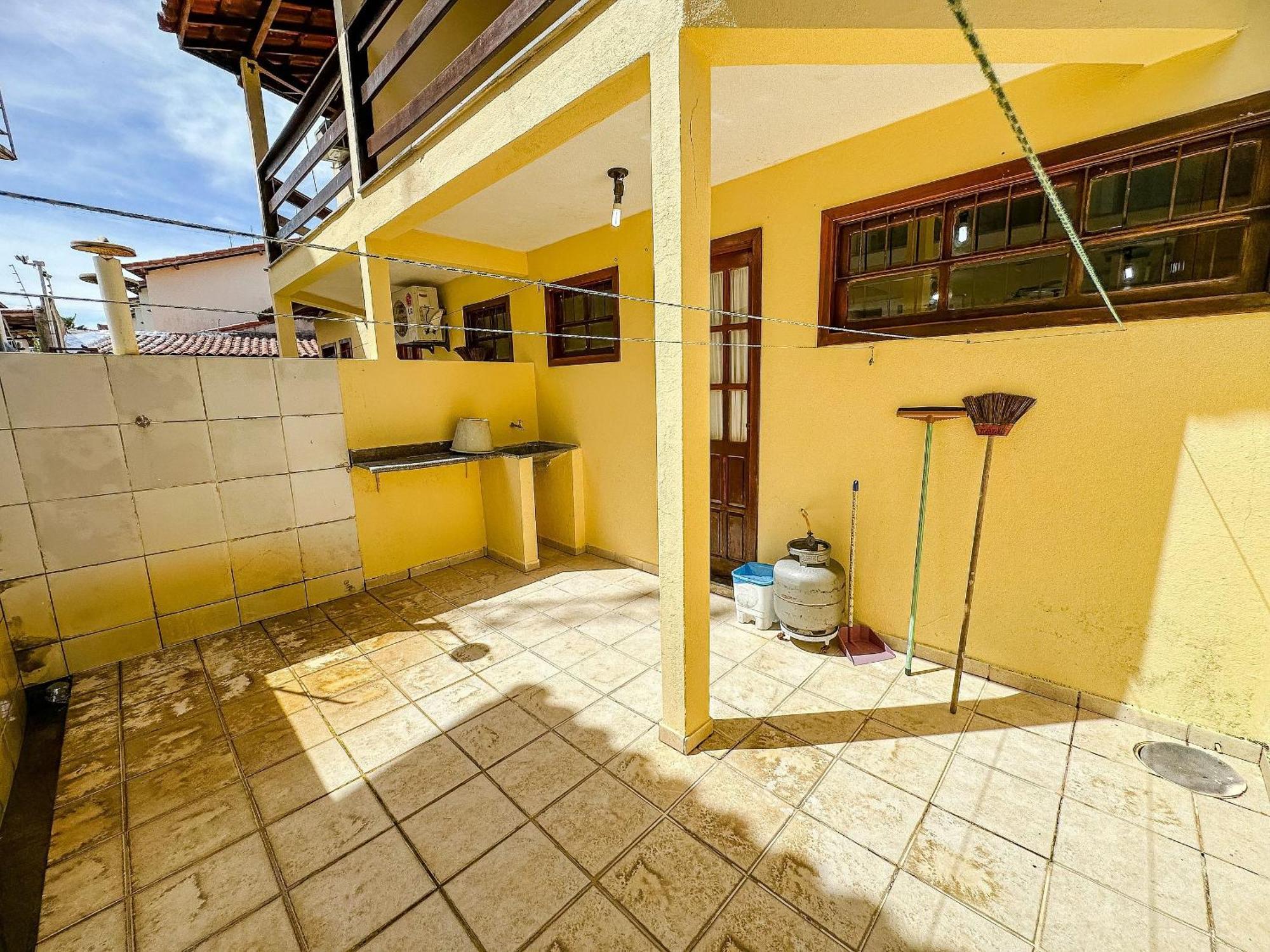 Taperapua Beachfront Suites: Axe Moi's Private Bbq & Pool Retreat Holiday home