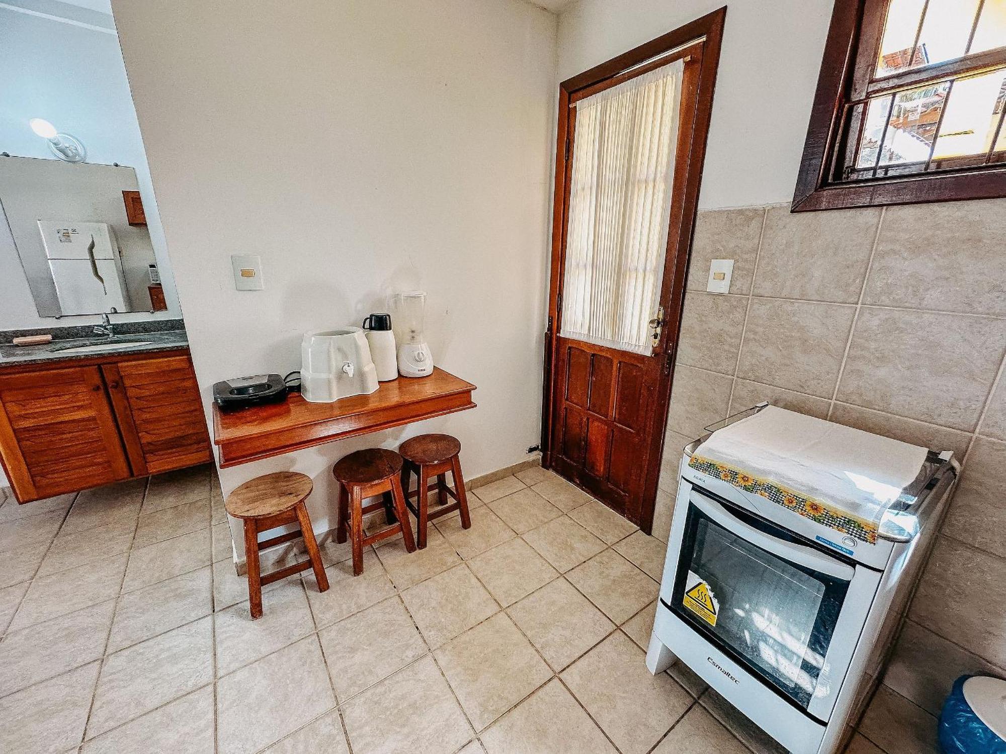 Taperapua Beachfront Suites: Axe Moi's Private Bbq & Pool Retreat Holiday home Porto Seguro
