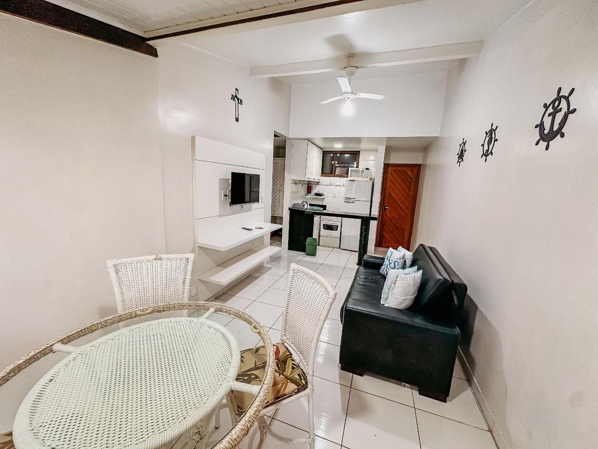 Flat Com 1 Com Ar Split, Sala E Cozinha Completa, No Portal Do Atlantico A 100m De Taperapua Porto Seguro