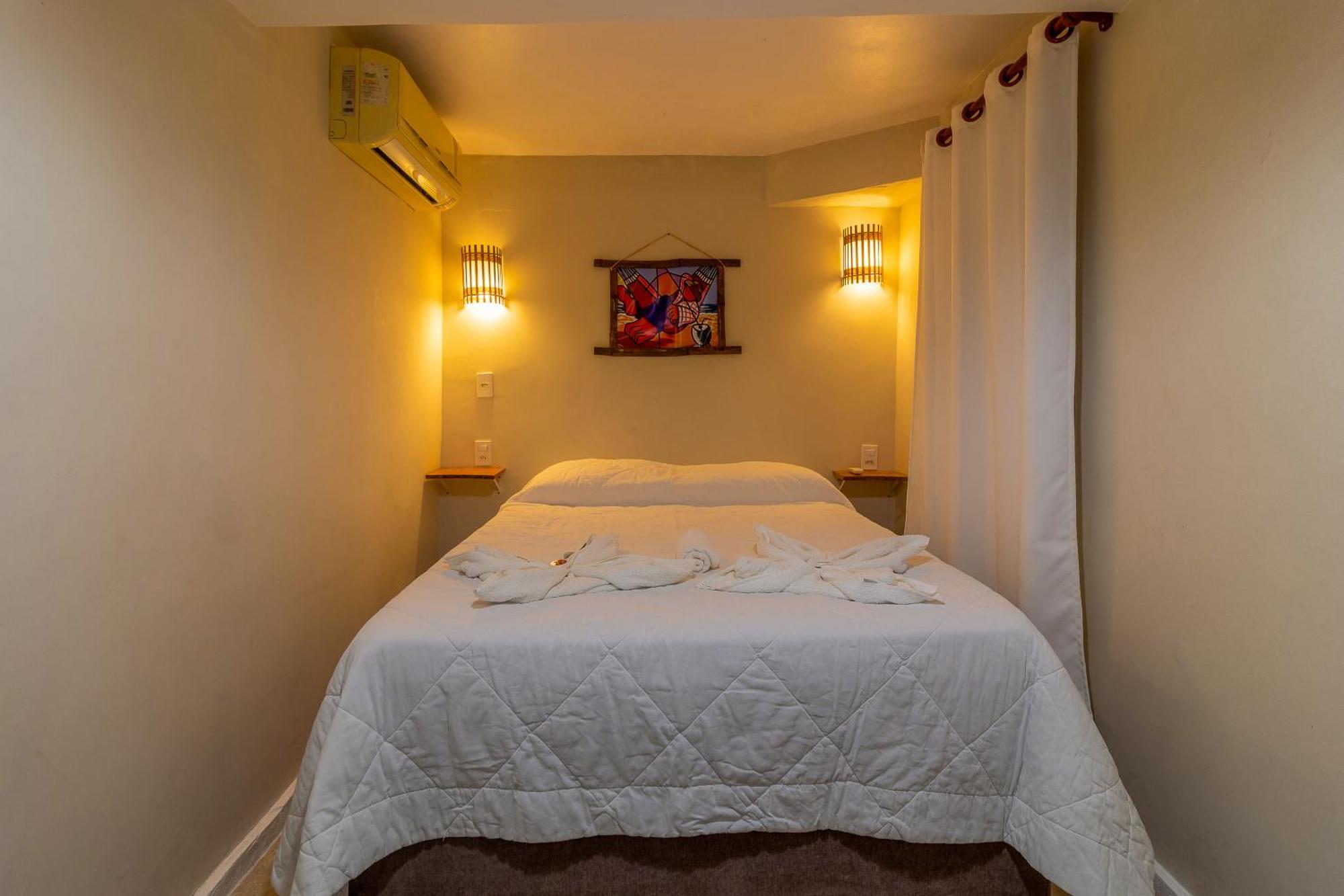 4 Anjinhos Bed & Breakfast *