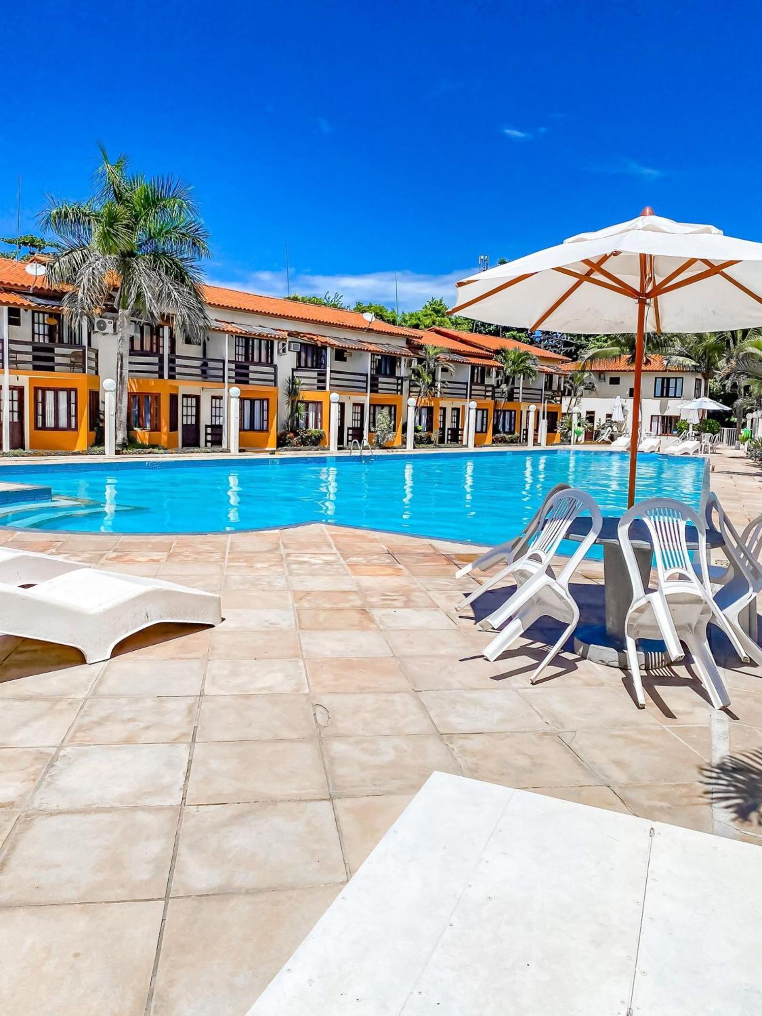 Taperapua Beachfront Suites: Axe Moi's Private Bbq & Pool Retreat