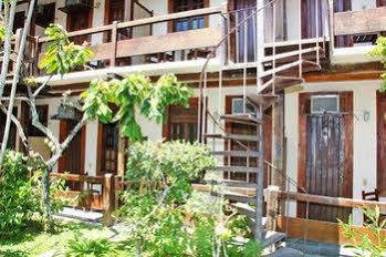 Hotel Amora 2*