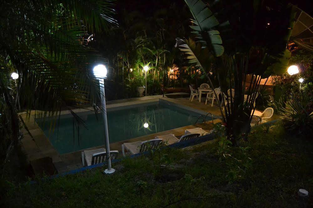 Inn Tropical