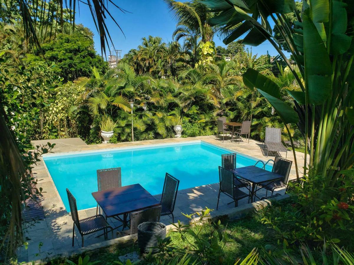 Inn Tropical