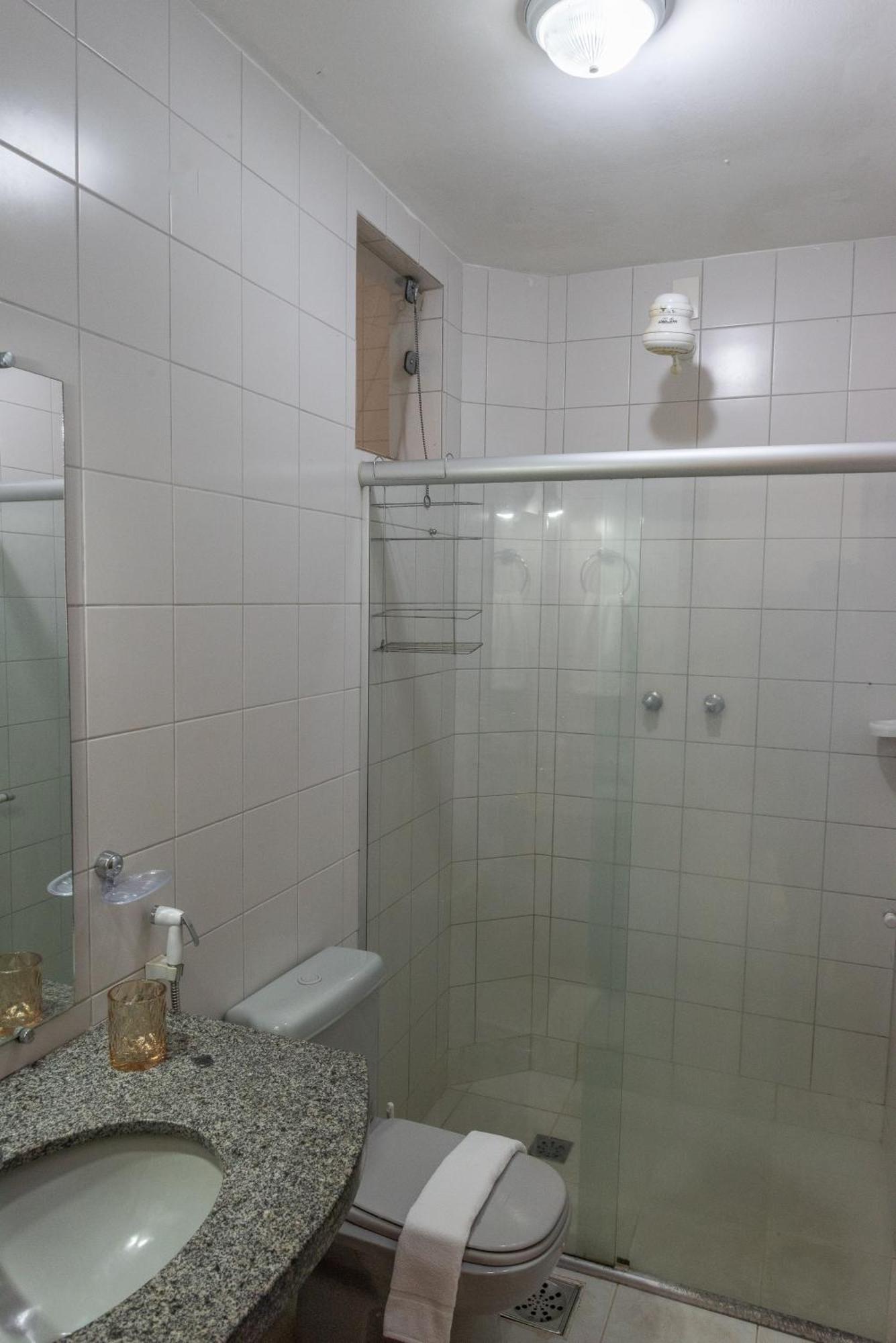 Holiday home Em Frente A Praia De Taperapuan; Piscina; 1 Quarto; Wifi 300 Mbs; Estacionamento Gratuito 1 Veiculo