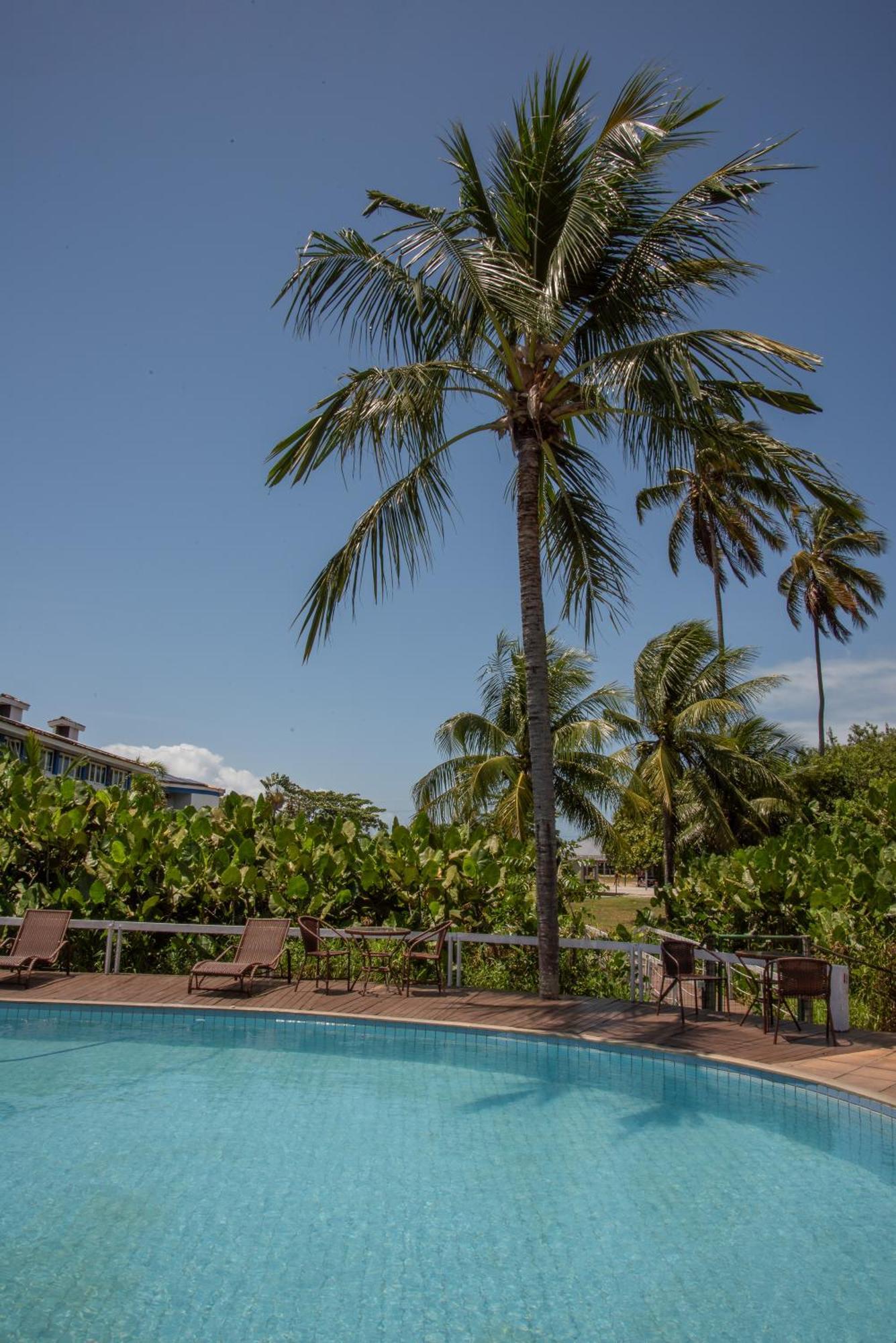 Em Frente A Praia De Taperapuan; Piscina; 1 Quarto; Wifi 300 Mbs; Estacionamento Gratuito 1 Veiculo Holiday home