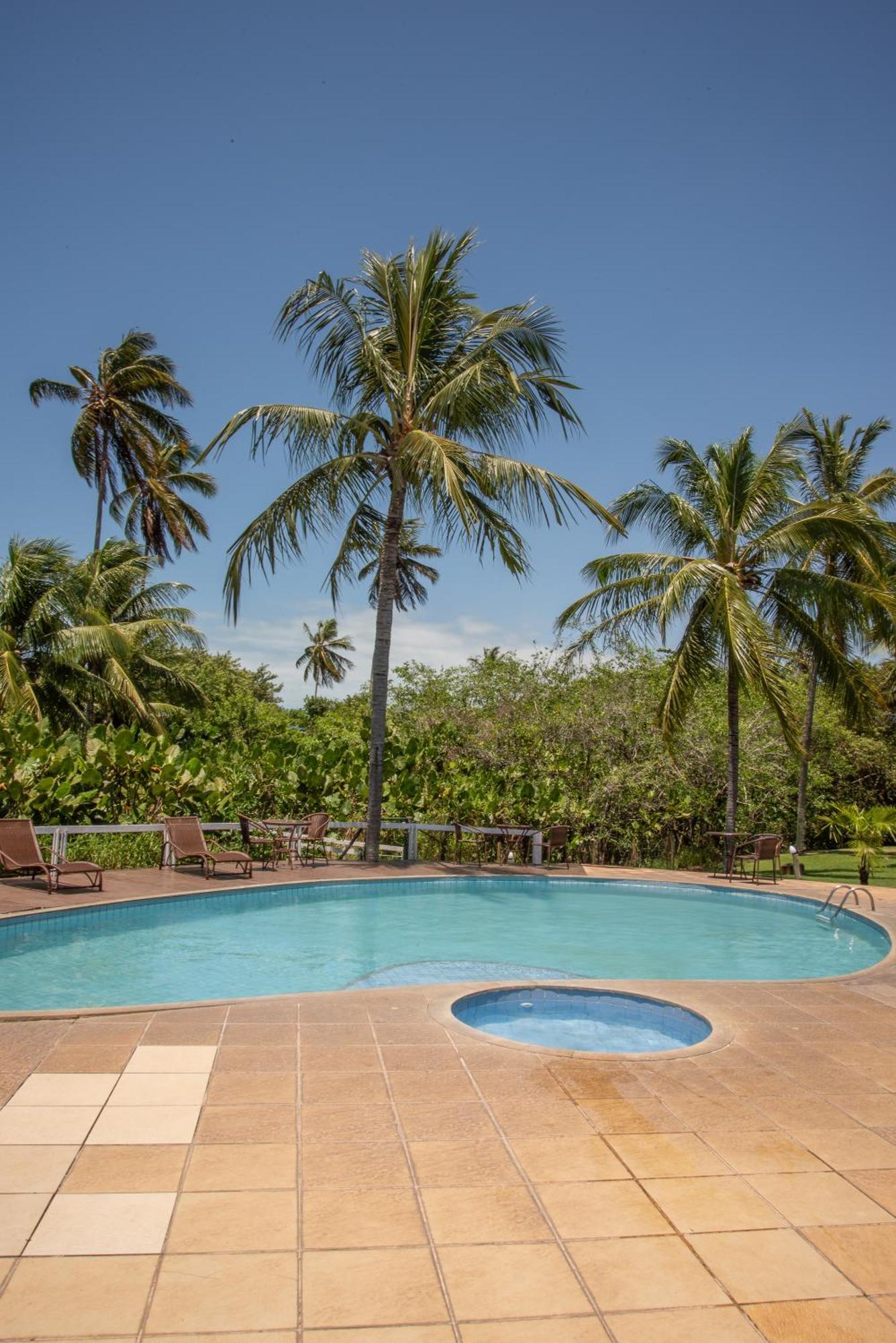 Holiday home Em Frente A Praia De Taperapuan; Piscina; 1 Quarto; Wifi 300 Mbs; Estacionamento Gratuito 1 Veiculo *