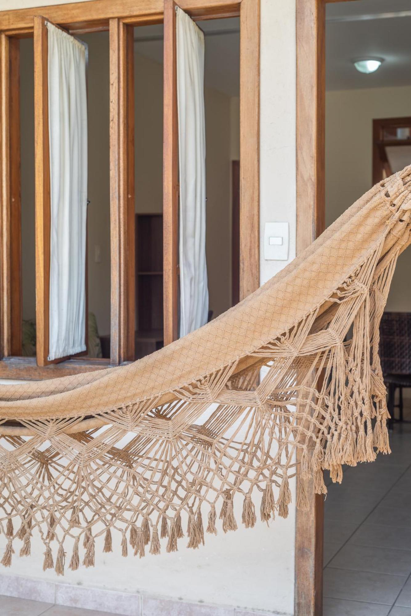 Em Frente A Praia De Taperapuan; Piscina; 1 Quarto; Wifi 300 Mbs; Estacionamento Gratuito 1 Veiculo Holiday home *
