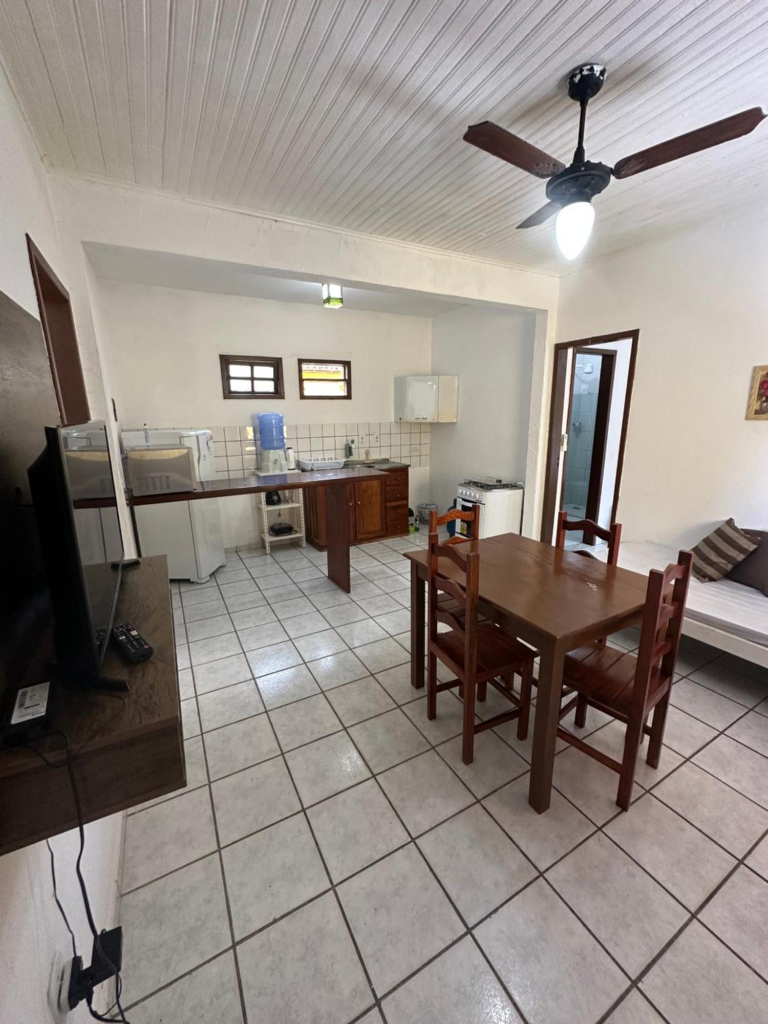Guest house Pousada 3 Pequis