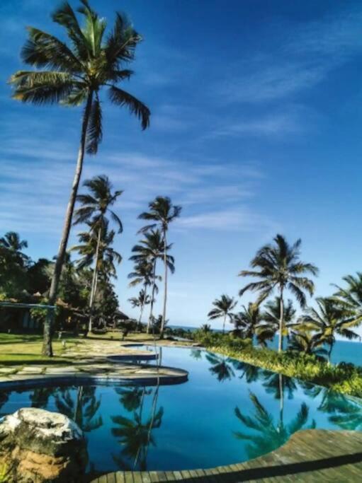 Casa Na Arvore A Beira-mar *