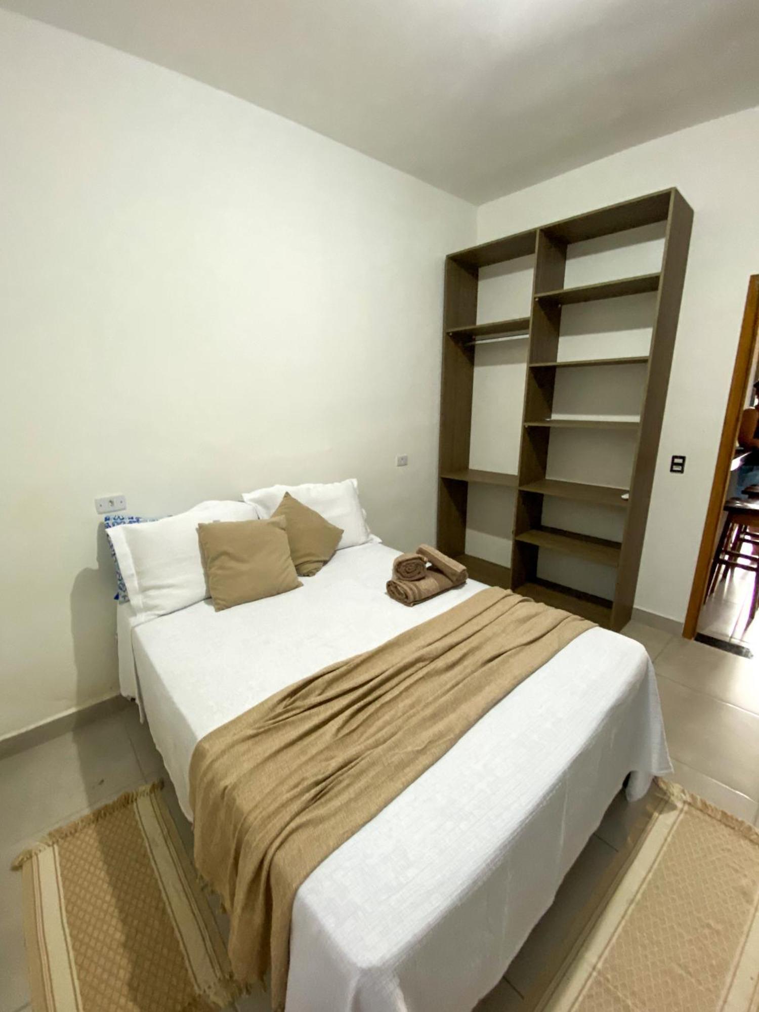 Pinhao Roxo Hotel *