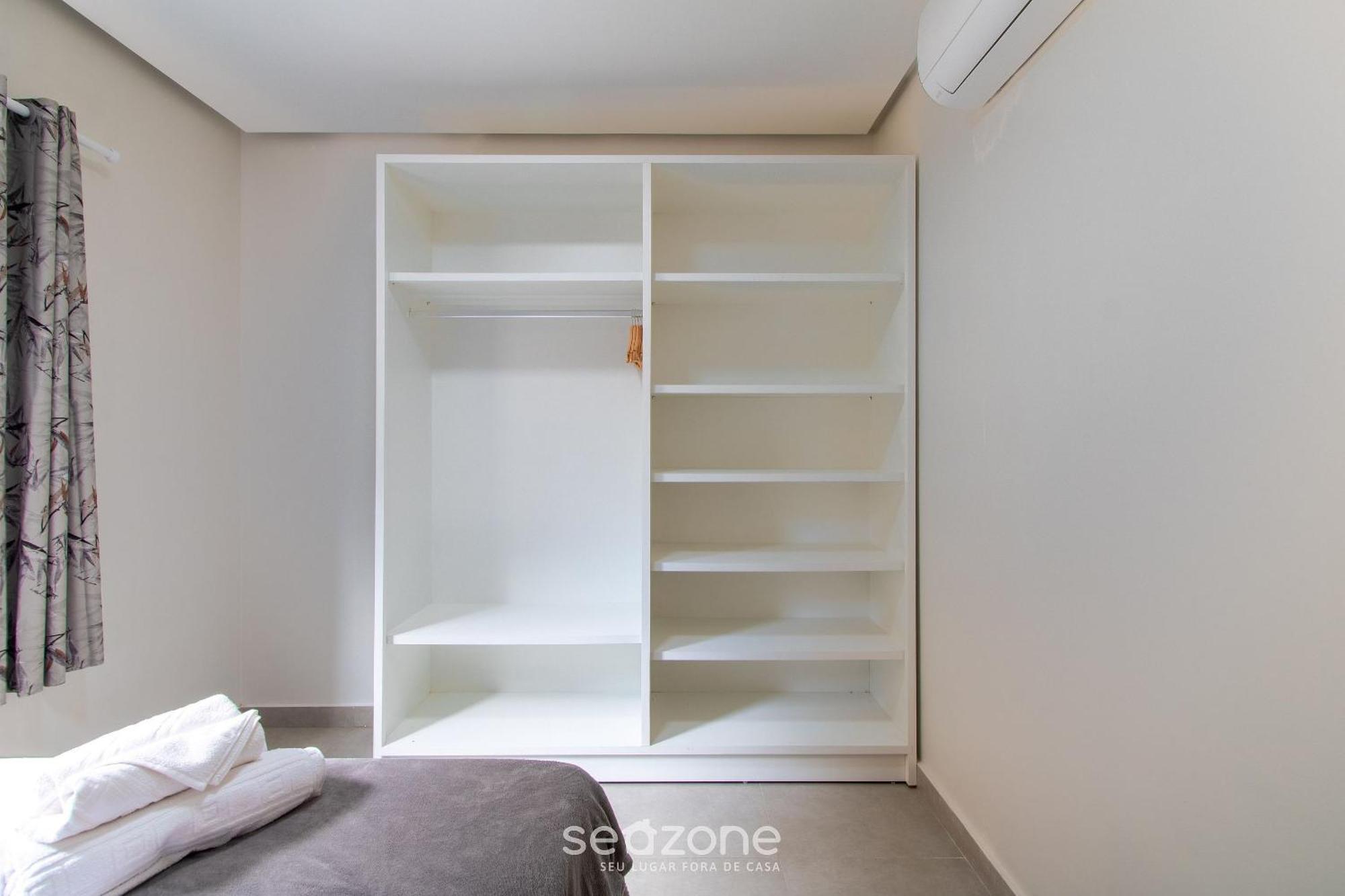 Apartment C/ Piscina 280m Da Ast0103