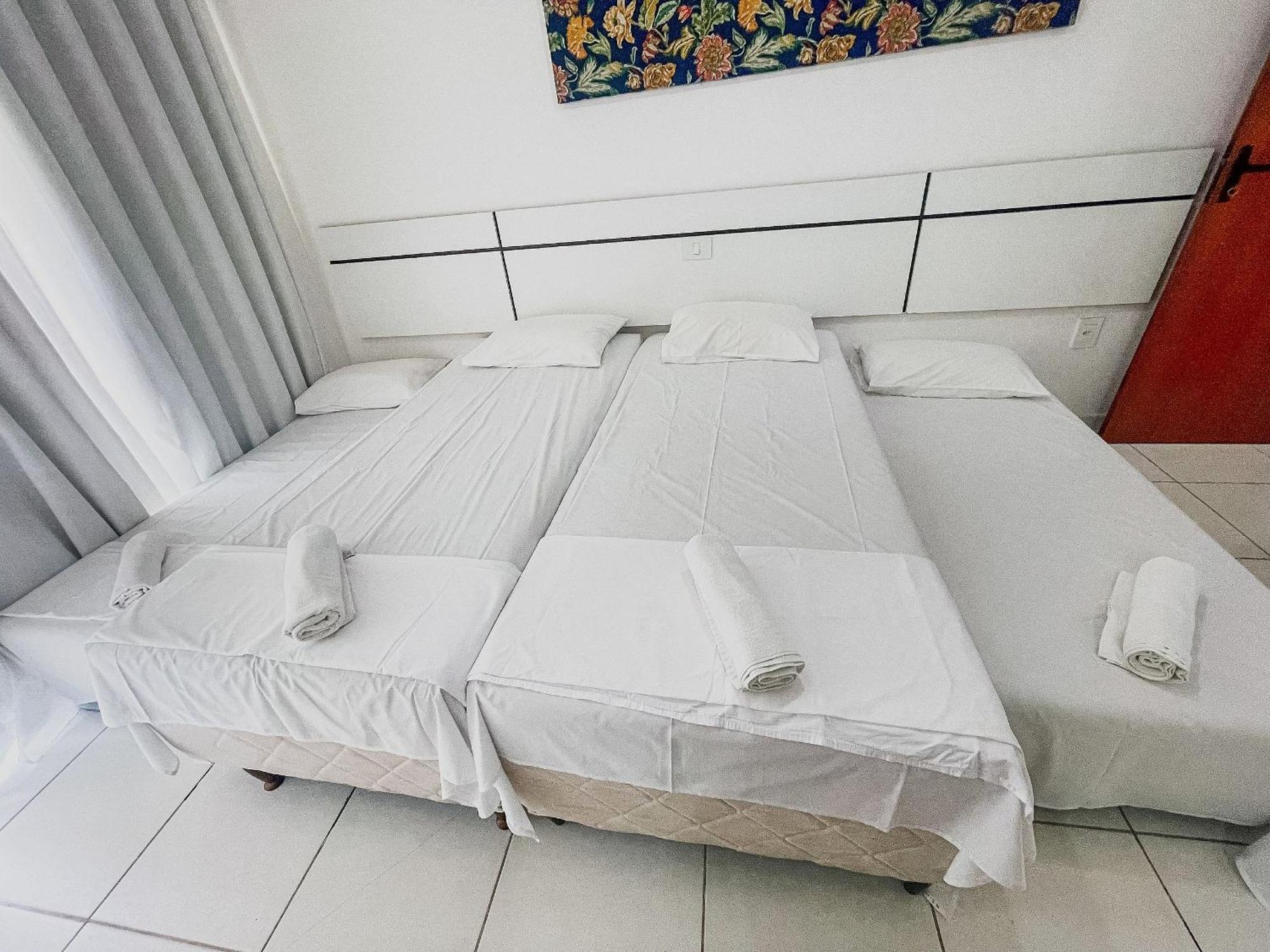 Taperapua Suites: Seaside Luxury With Pools And High-speed Wi-fi