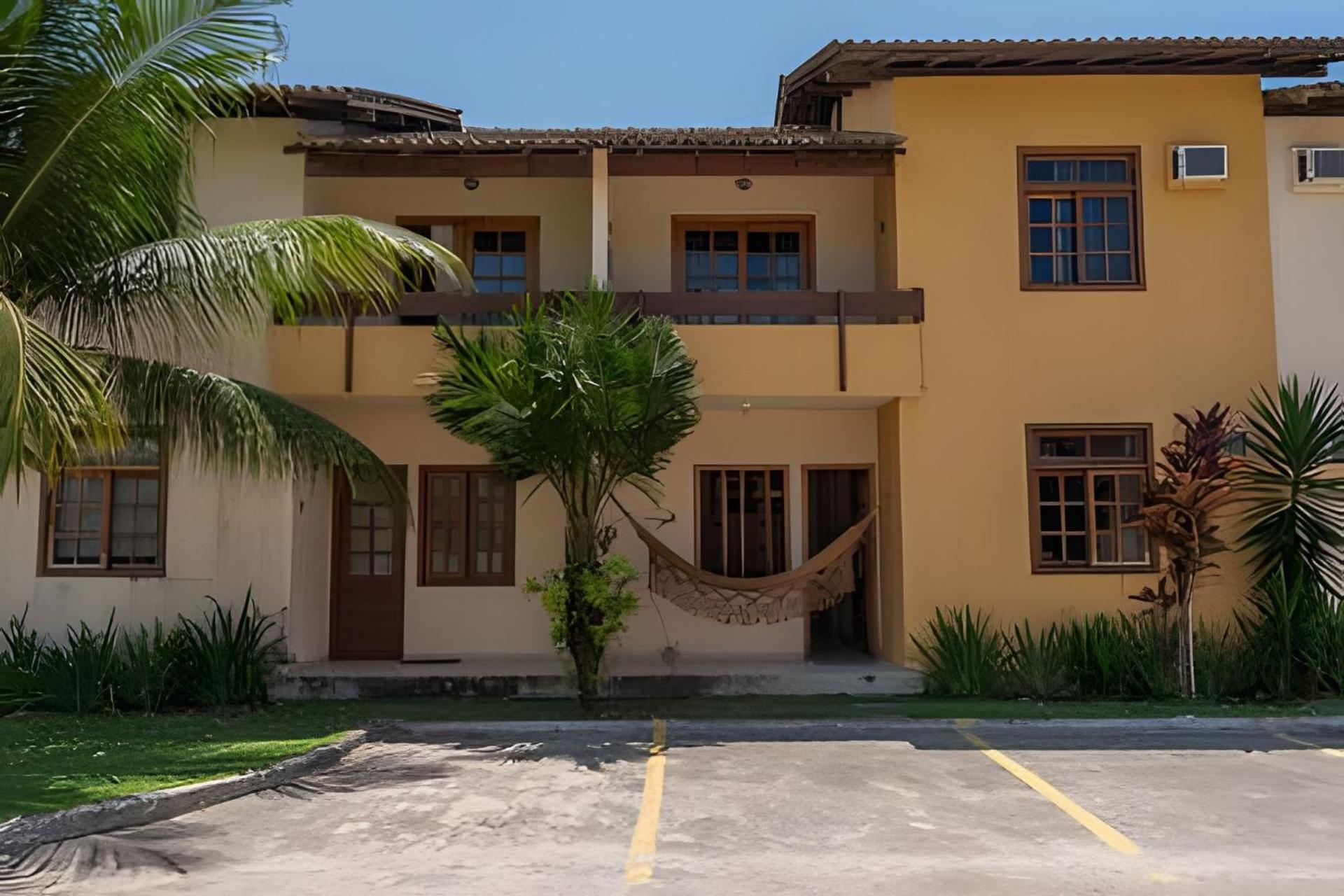 Em Frente A Praia De Taperapuan; Piscina; 1 Quarto; Wifi 300 Mbs; Estacionamento Gratuito 1 Veiculo * Porto Seguro