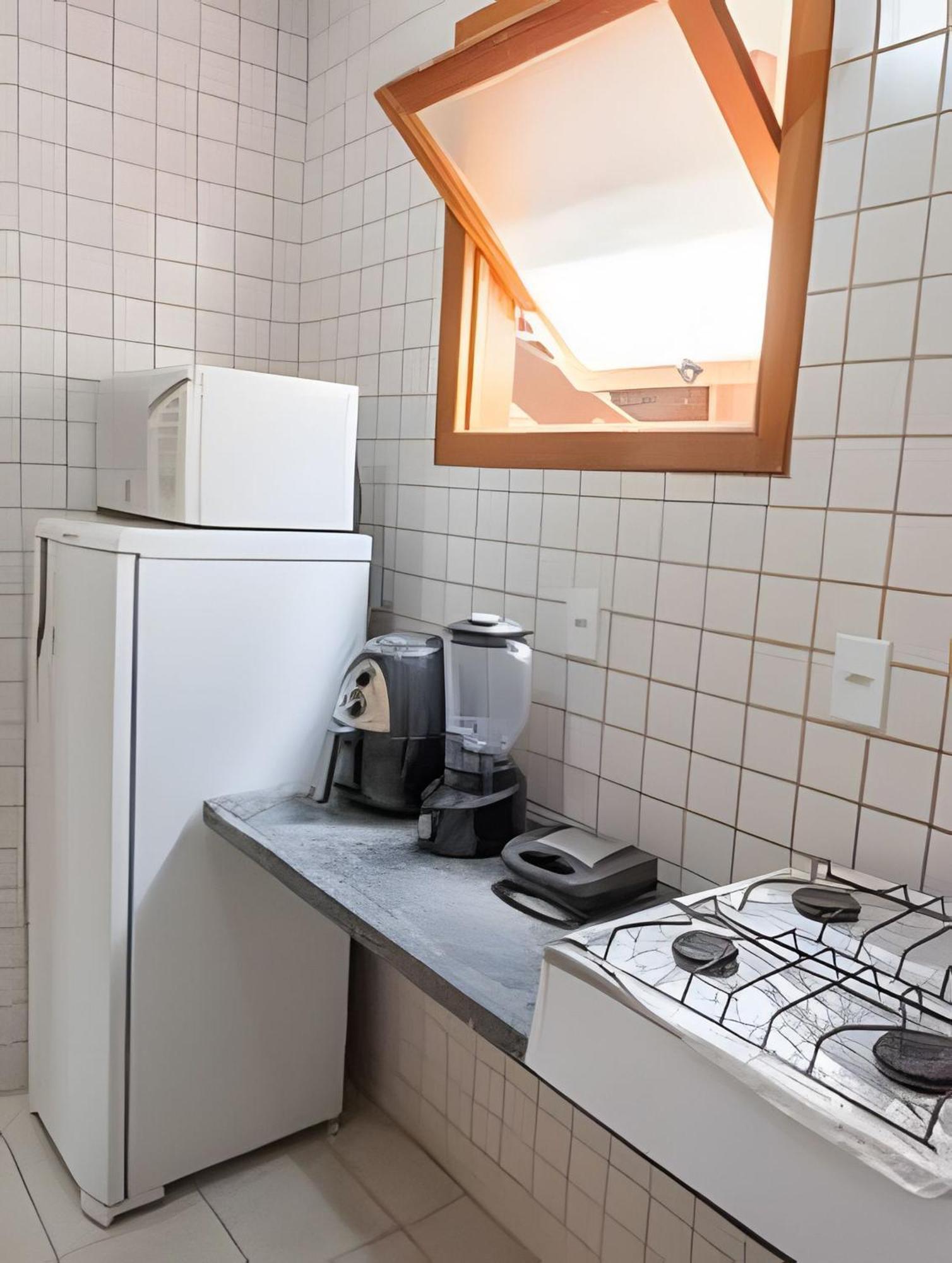 Holiday home Em Frente A Praia De Taperapuan; Piscina; 1 Quarto; Wifi 300 Mbs; Estacionamento Gratuito 1 Veiculo *