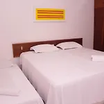 Casa Duplex 3 Suites Em Condominio
