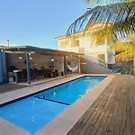 Casa Por do Sol 4 quartos piscina e área gourmet