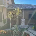 Casa Na Orla