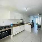 Apartamento 10 - Praia Taperapua- Ba- Proximo Ao Axe Moi -Ate 8 Pessoas
