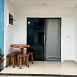 700M Da Praia; 2 Suites; Wifi 300 Mbs; Piscina; Churrasqueira; Estacionamento Gratuito 1 Carro