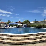 Apto Terreo Mobiliado Com Piscina - 400M Da Praia De Taperapuan, Proximo Ao Axe Moi- Golden Dolphin Residence