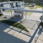 Apartamento 2 Quartos Condominio Com Piscina
