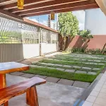 500M Praia De Taperapuan; 2 Quartos; Wifi 300Mbs; 2 Pavimento; Churrasqueira; Chuveirao; Estacionamento Gratuito 1 Carro