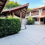 Casa Individual Ampla Com 03 Suites 400M Da Praia
