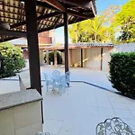 Casa Individual Ampla Com 03 Suites 400M Da Praia