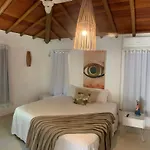 Hashigute Spa E Hostel