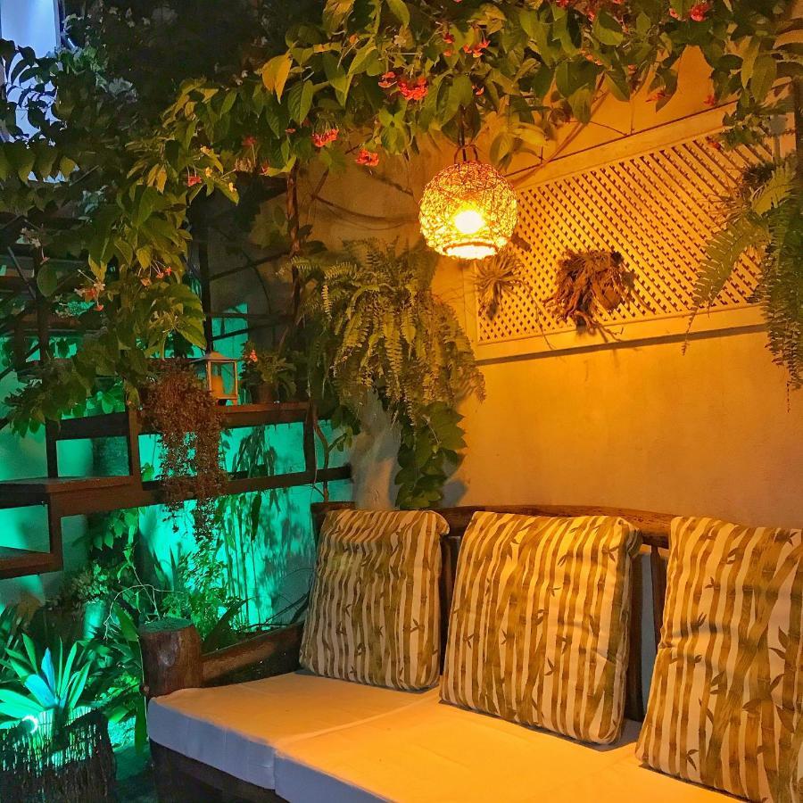 Anaca Inn *