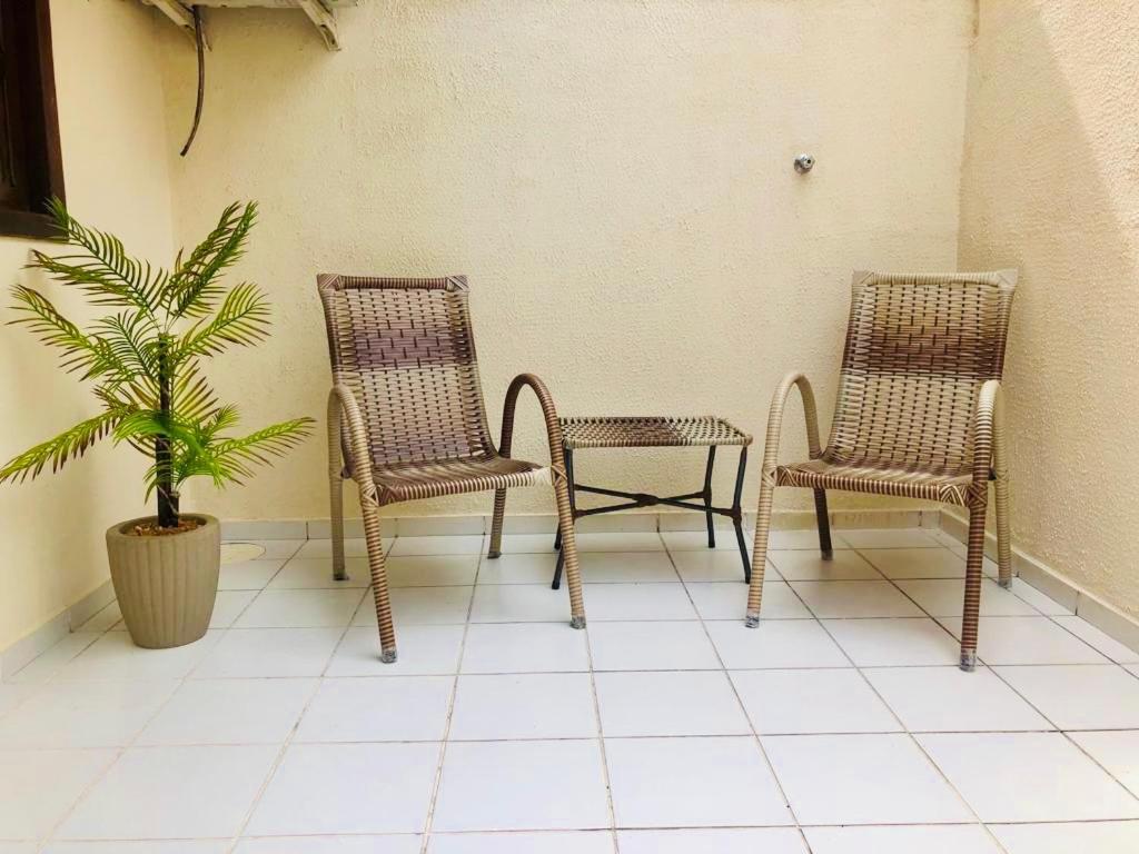 Residencial Com 3 Suites Na De Taperapuan *