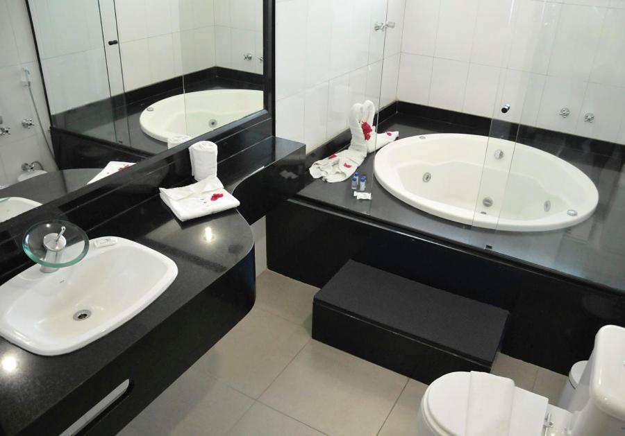 Sueds Plaza Hotel 4*