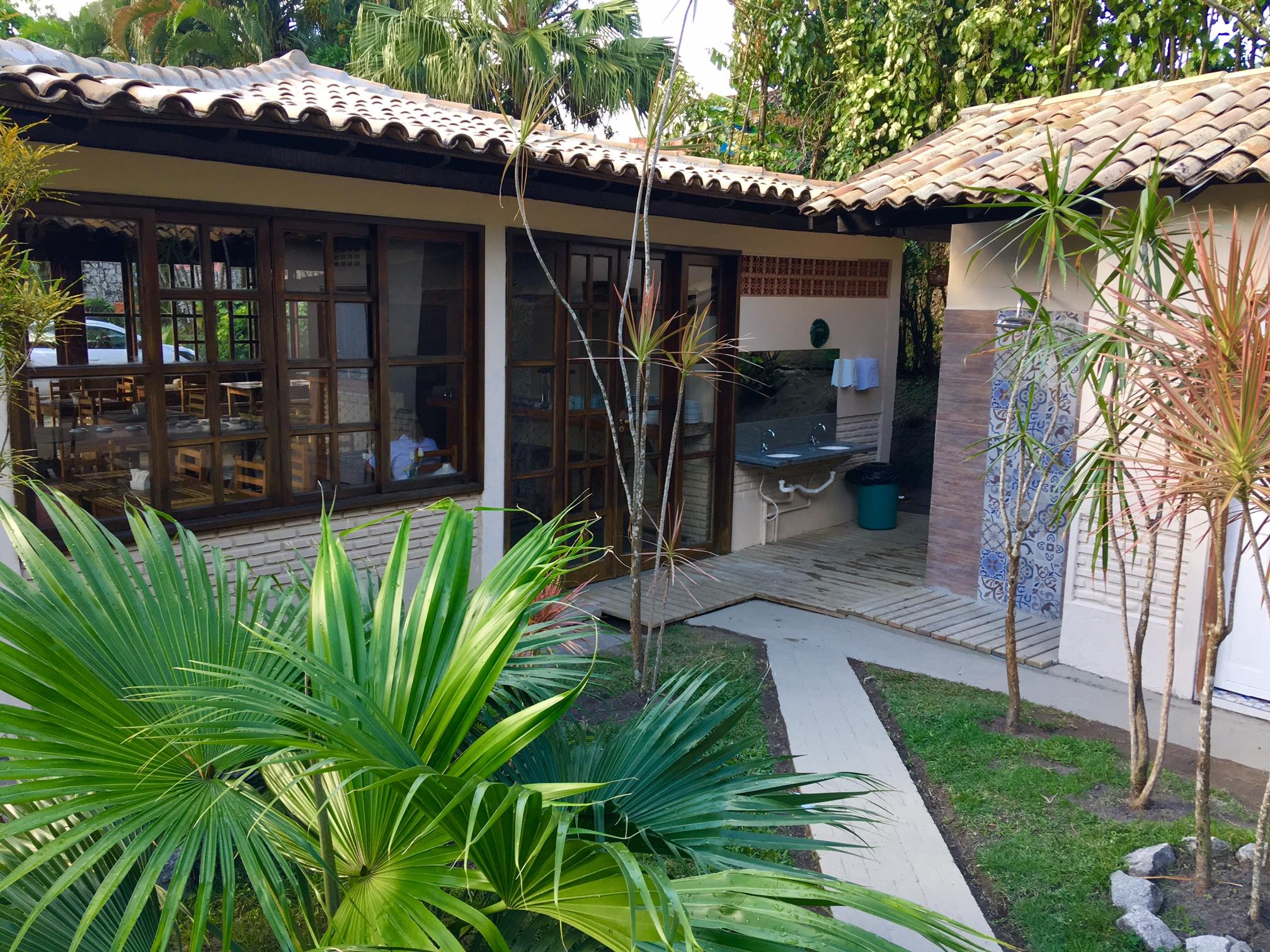 Tropical Pensão 2*