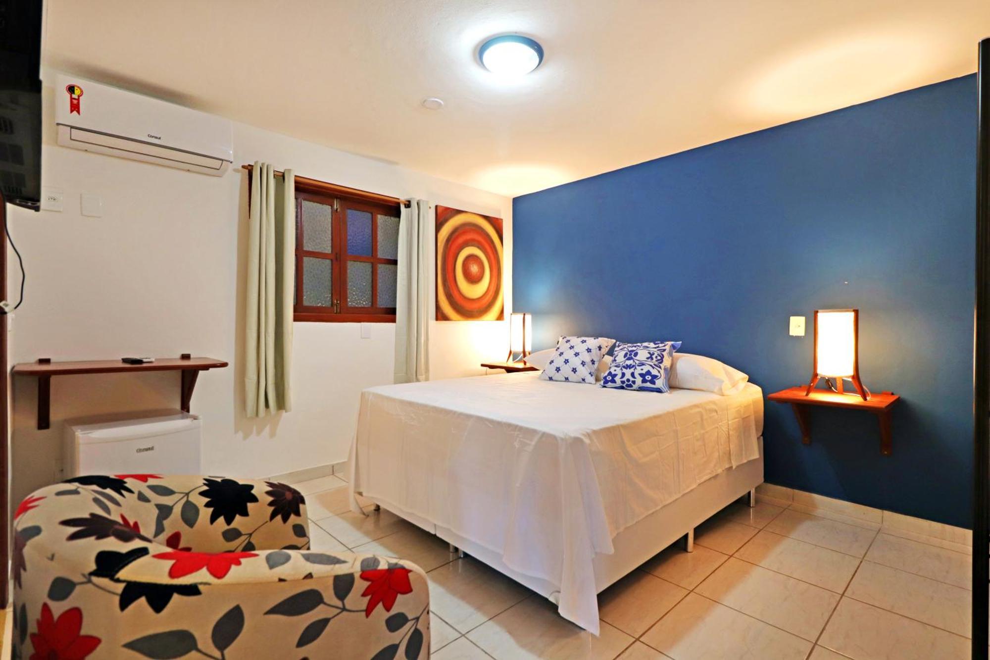 Arraial Colonial, Localizada No Centrinho E De Facil Acesso A E A Rua Mucuge * Porto Seguro