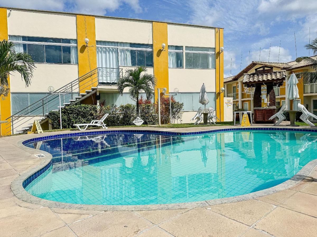 Flat's Com 1 No Pavimento Superior Com Internet Privativa 300mbps Localizado No Residencial Mont Hebron, A Aproximadamente 250m Da De Taperapua, Com Piscinas, Sauna E Portaria 24hrs Porto Seguro