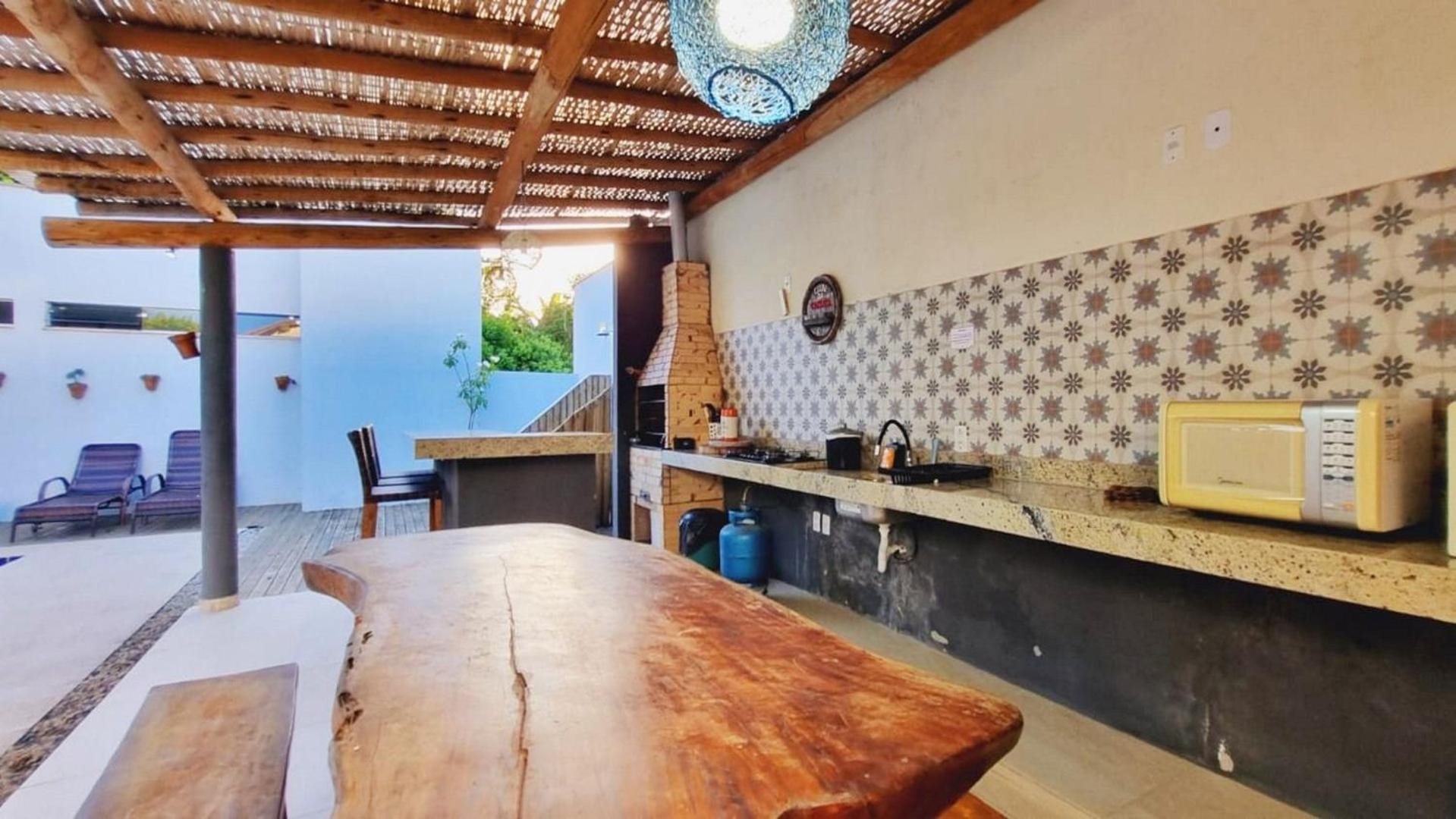 Casa Com Piscina E 4 Quartos Em Casa de férias *