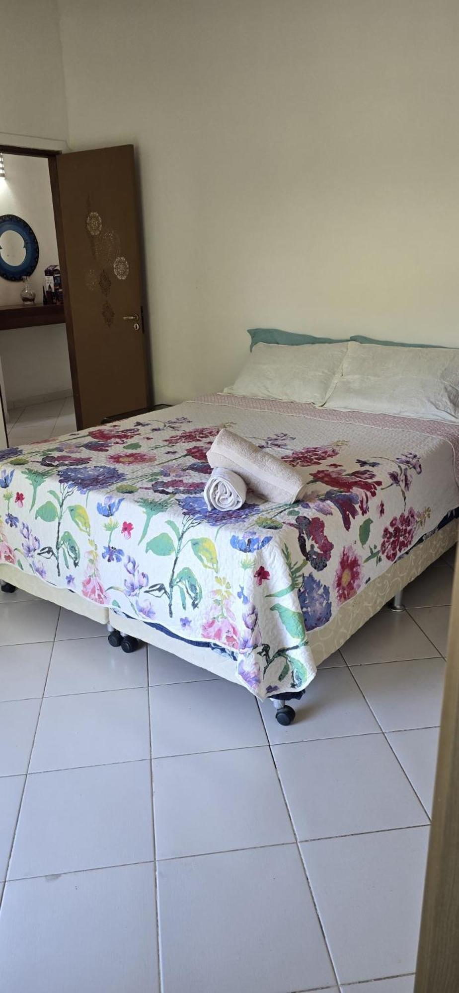 Casa de férias Casa Beija Flor - 03 Quartos Com Suite, Piscina E Area De Churrasco, Luxo Totalmente Privativa