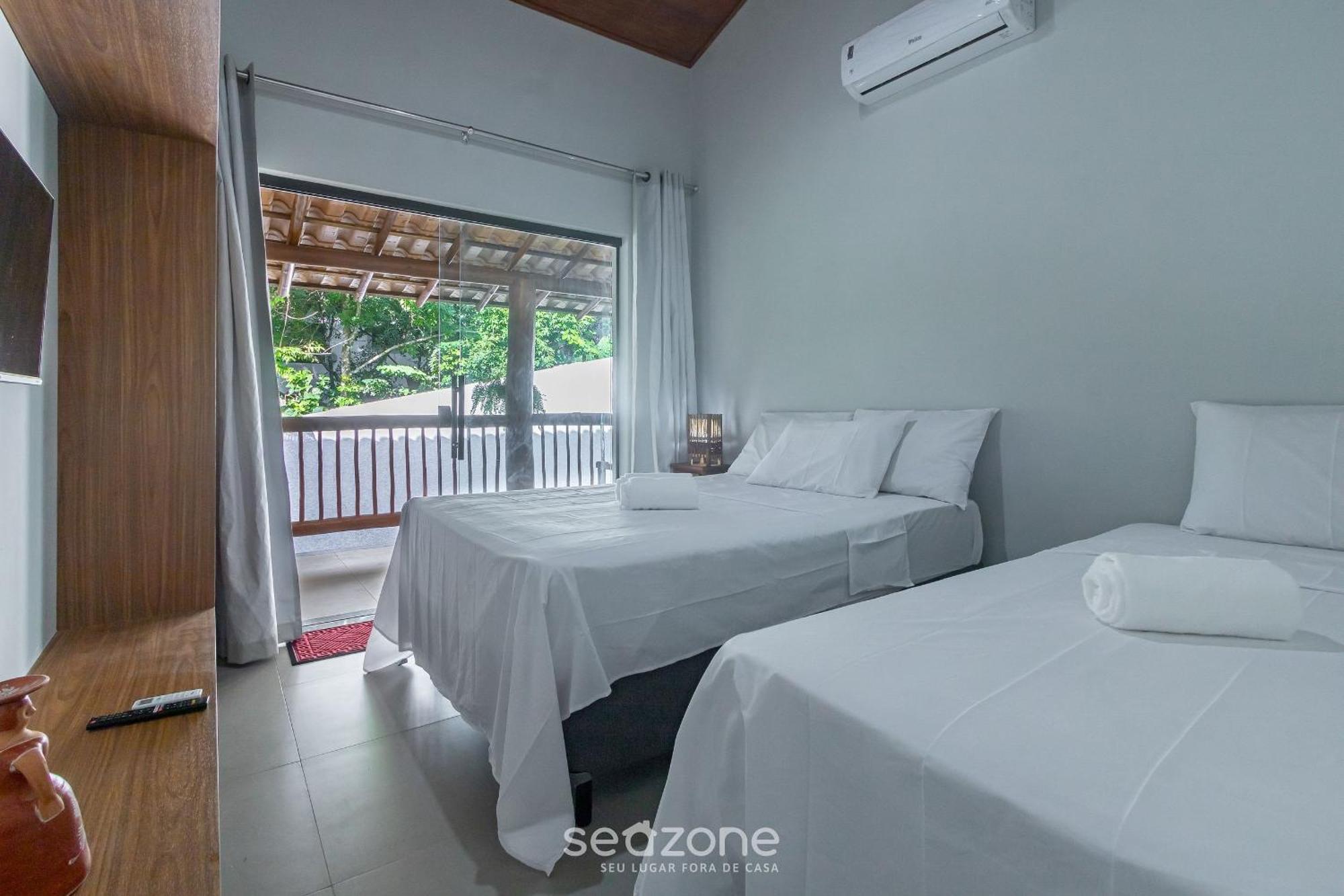 Bela Casa Com Piscina Em Arraial D'ajuda Lvl001 Holiday home Porto Seguro