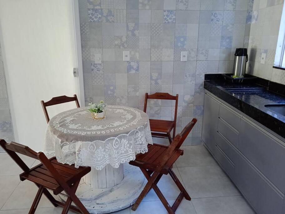 Casa de férias Casa Ampla Com 3 Quartos E Piscina Com Hidromassagem *