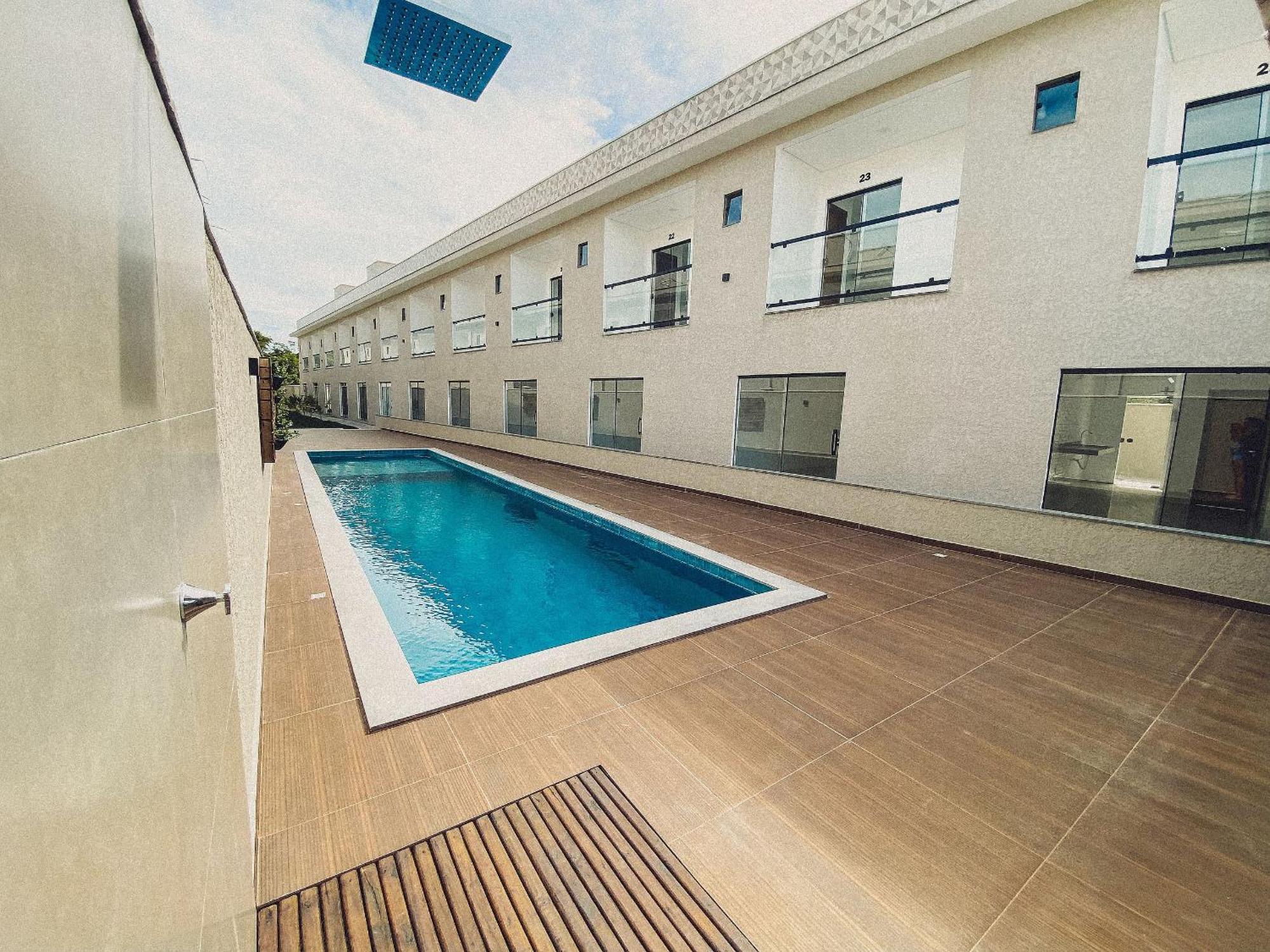 Casas Duplex Todas Com 3 Suiites Ambas Com Ar Condicionado, Varanda, Internet E Churrasqueira Privativa No Residencial Jardins De Taperpua 2 Codominio A Poucos Metros Da De Taperapua, Com Piscina E Area Gourmet. *