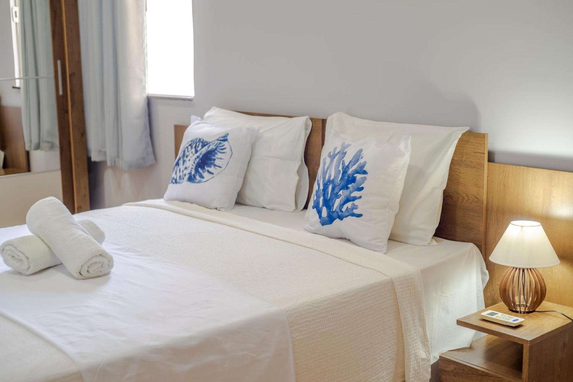 Holiday home 500M Praia De Taperapuan; 2 Quartos; Wifi 300Mbs; 2 Pavimento; Churrasqueira; Chuveirao; Estacionamento Gratuito 1 Carro