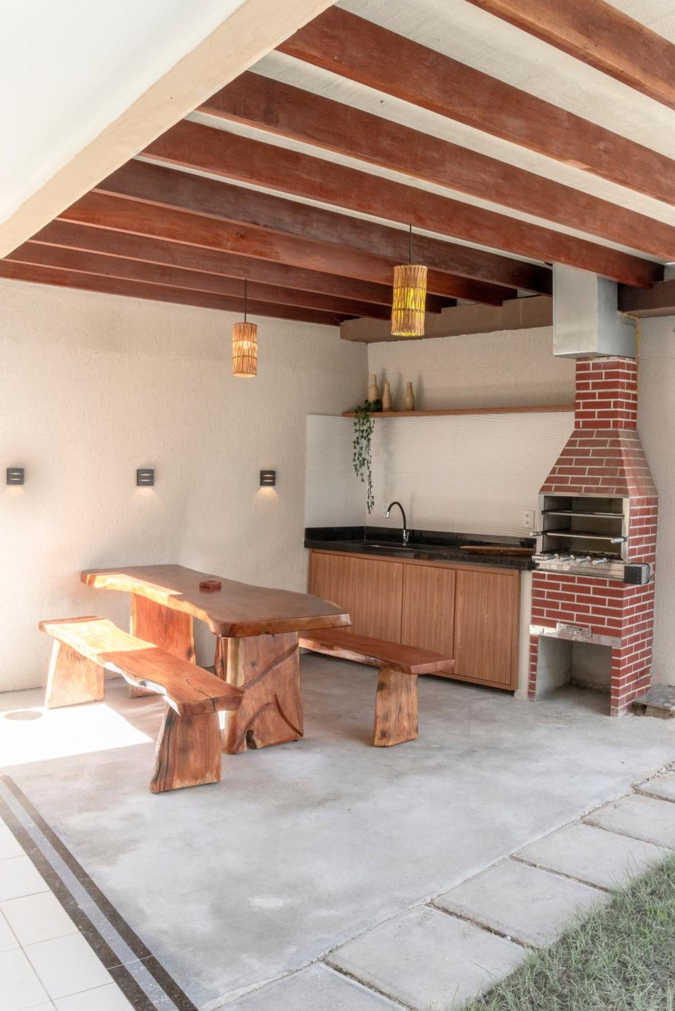 500M Praia De Taperapuan; 2 Quartos; Wifi 300Mbs; 2 Pavimento; Churrasqueira; Chuveirao; Estacionamento Gratuito 1 Carro Holiday home *