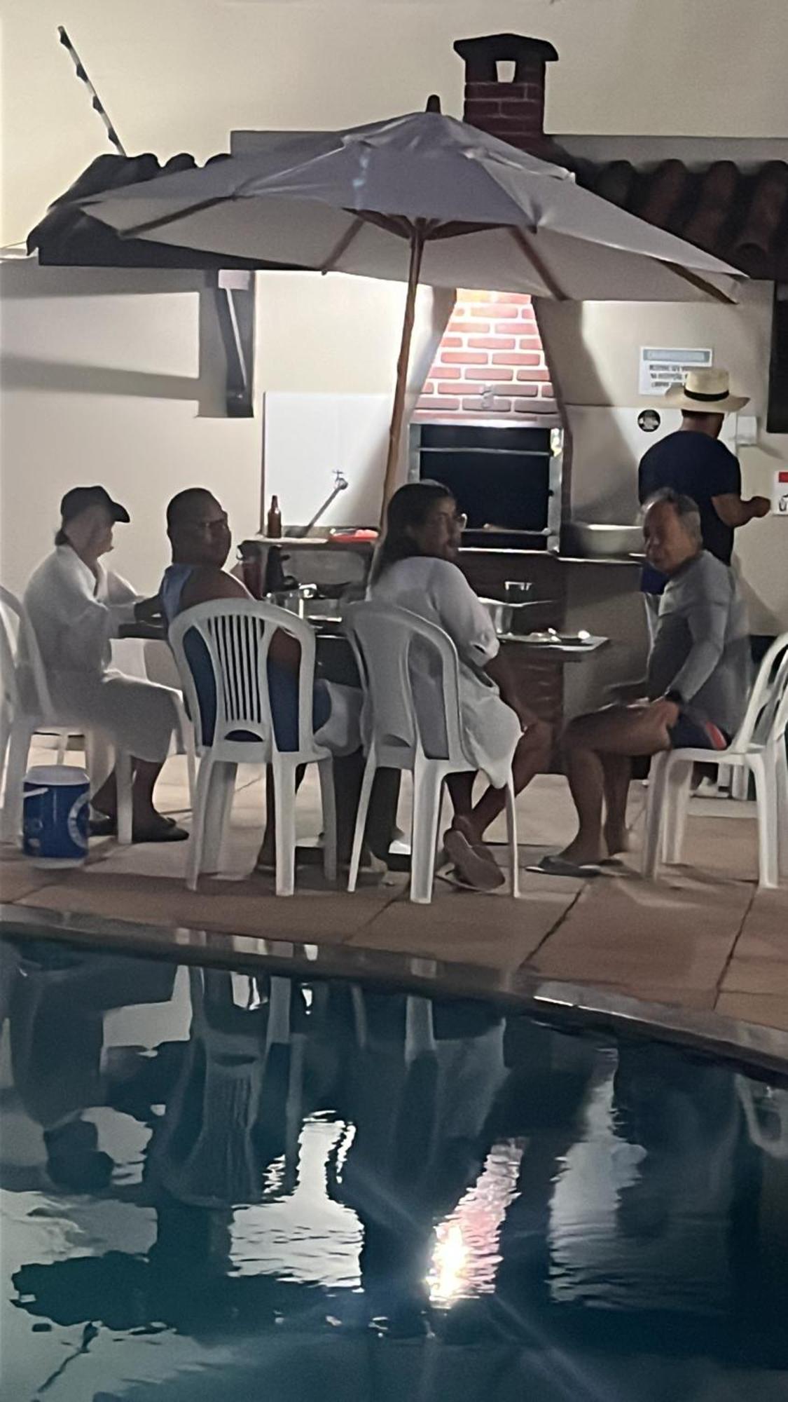 Apartamento De Luxo 3 Rede Tonziro Taperapuan Porto Seguro