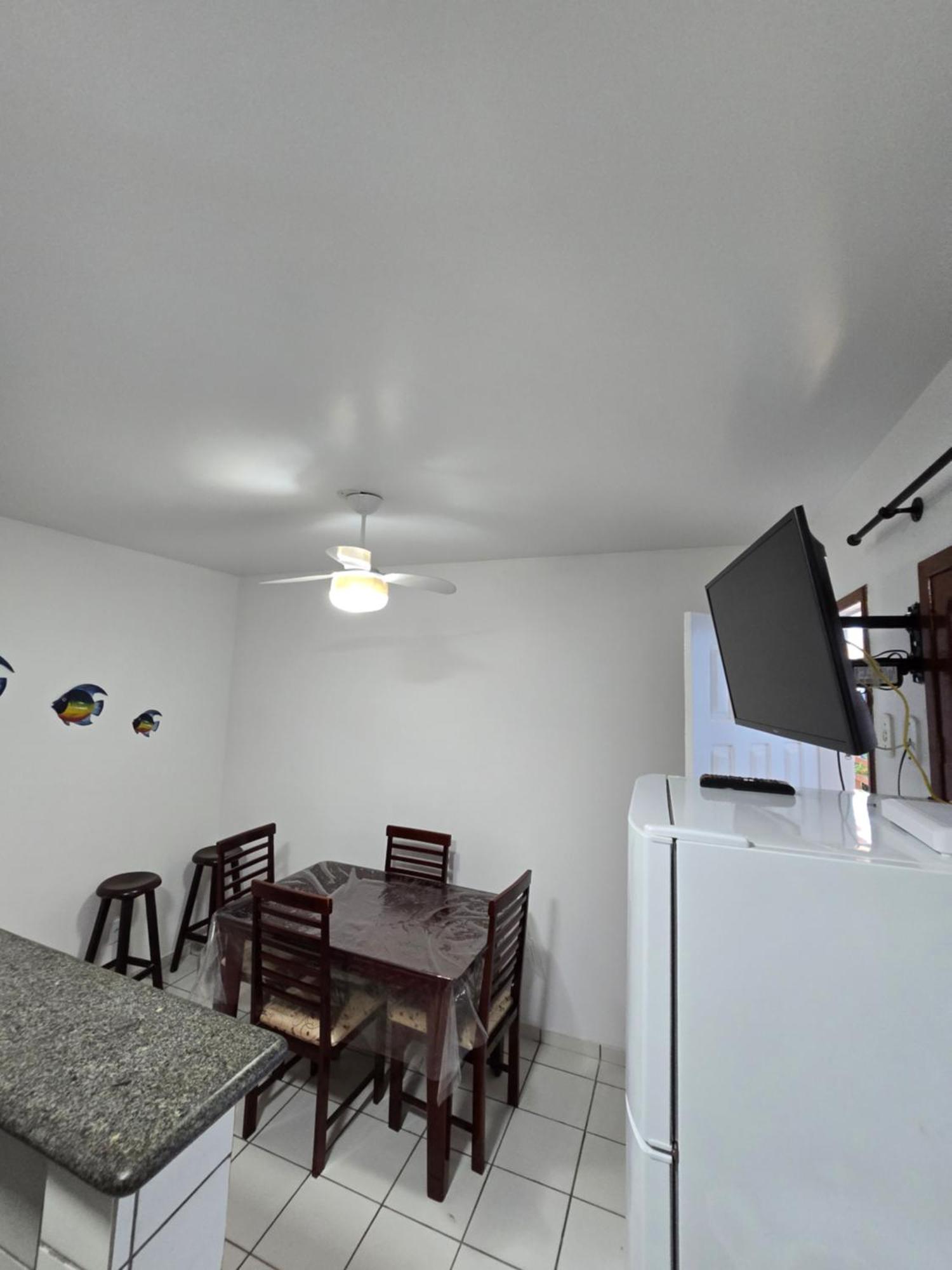 Apto Terreo Mobiliado Com Piscina - 400m Da De Taperapuan, Proximo Ao Axe Moi- Golden Dolphin Apartment