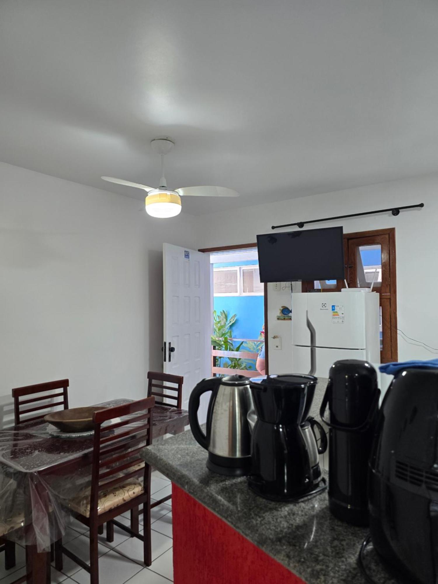 Apto Terreo Mobiliado Com Piscina - 400m Da De Taperapuan, Proximo Ao Axe Moi- Golden Dolphin Apartment *