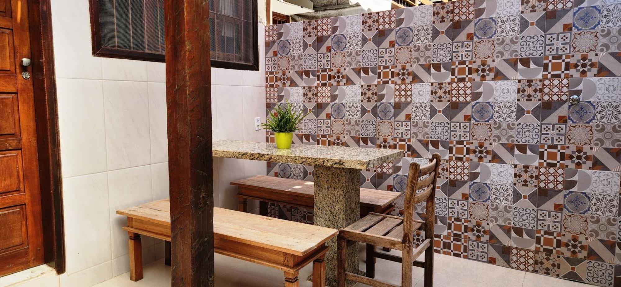 02 Suites, 700 M Da Praia, Area C Churrasqueira