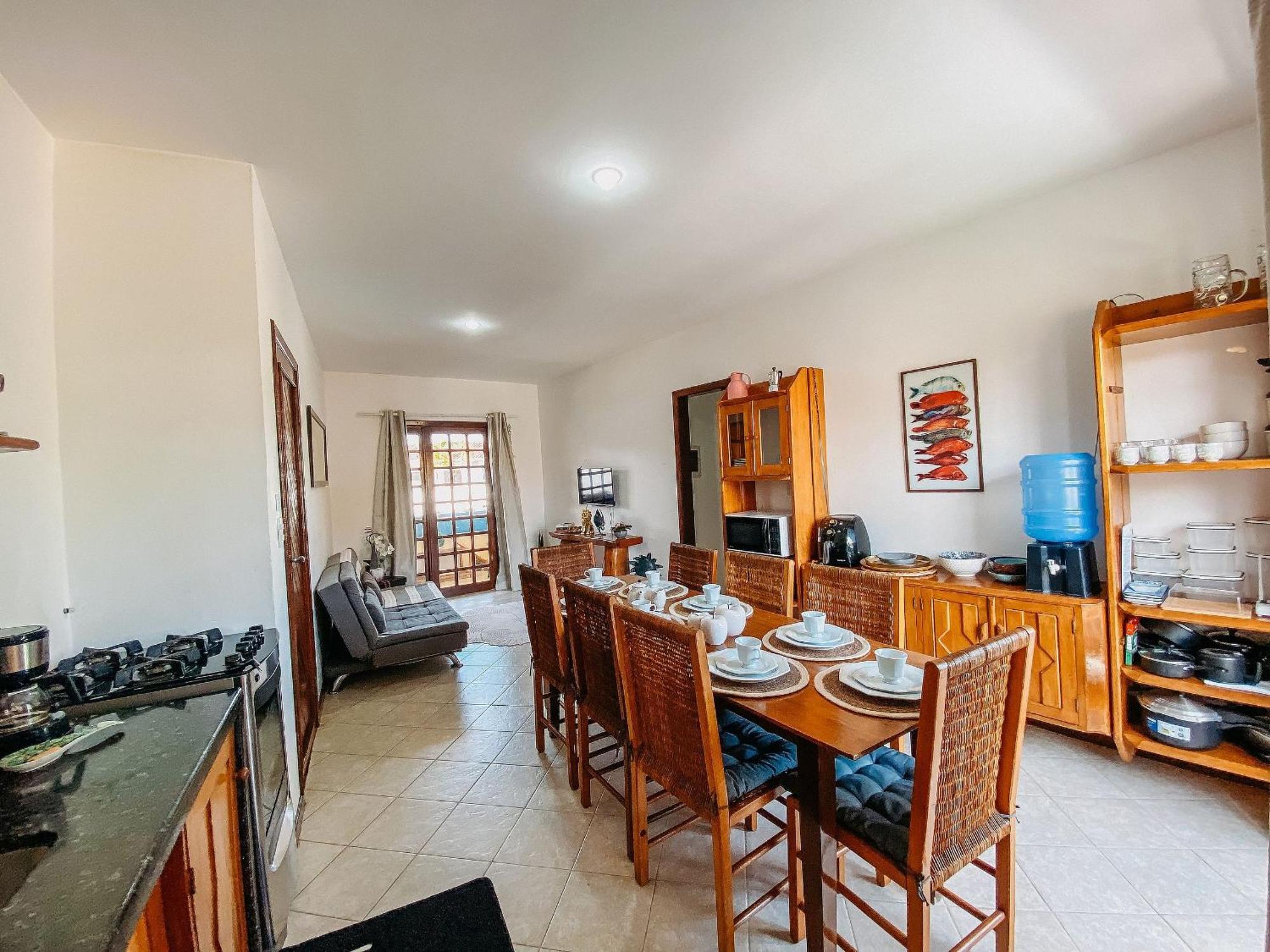 Aptos Com 3 Quartos Sendo 1 Suite, No Residencial Lacorte, Com Piscina, Area Gourmet Localizado A Poucos Metros Da De Taperapua Porto Seguro